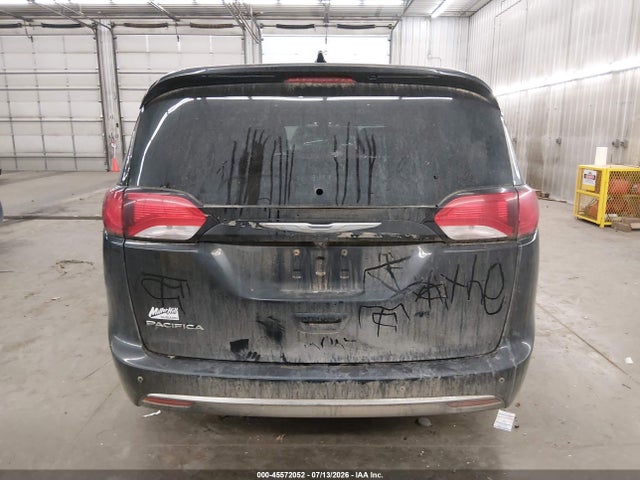 Auction sale of the 2017 Chrysler Pacifica Touring-l, vin: 2C4RC1BG8HR523864, lot number: 45572052
