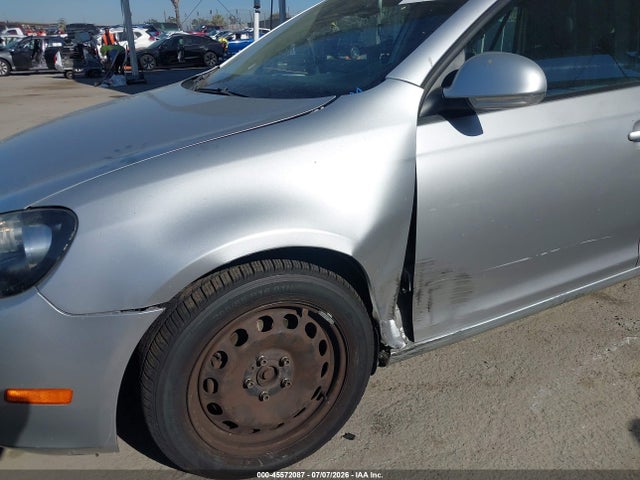 3VWPP7AJ1EM613515 Volkswagen Jetta Sportwagen 2.5l S