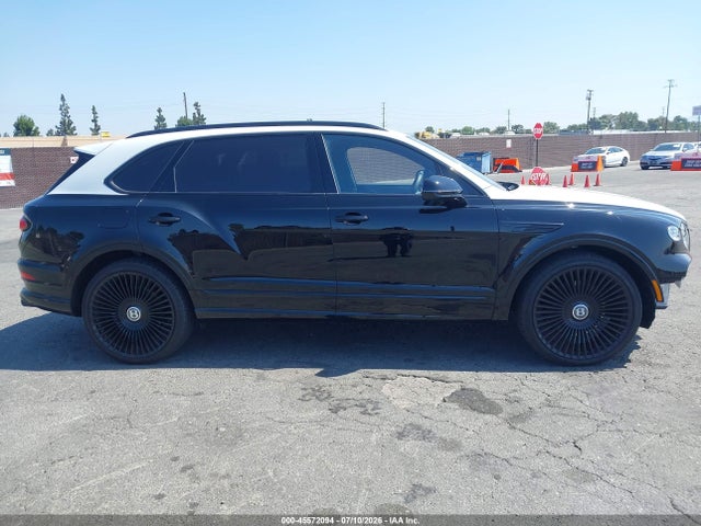 Bentley Bentayga Azure/azure First Edition 2023 SJAHT2ZV2PC023715 Image 14