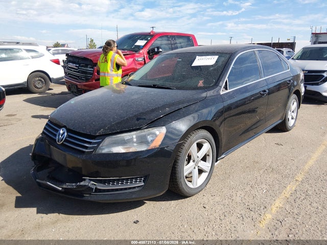 2013 Volkswagen Passat 2.5l Se მანქანა იყიდება აუქციონზე, vin: 1VWBP7A36DC127665, აუქციონის ნომერი: 45572113