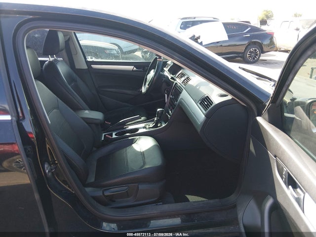2013 Volkswagen Passat 2.5l Se მანქანა იყიდება აუქციონზე, vin: 1VWBP7A36DC127665, აუქციონის ნომერი: 45572113