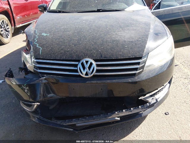 2013 Volkswagen Passat 2.5l Se მანქანა იყიდება აუქციონზე, vin: 1VWBP7A36DC127665, აუქციონის ნომერი: 45572113