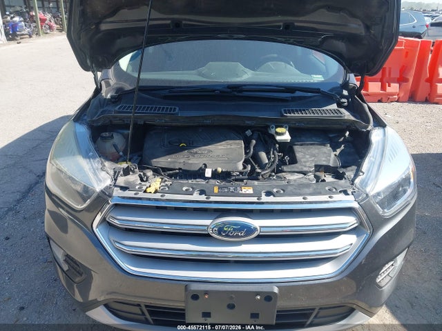 Продажа на аукционе авто 2018 Ford Escape Se, vin: 1FMCU9GD2JUB42743, номер лота: 45572115
