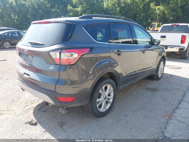 Продажа на аукционе авто 2018 Ford Escape Se, vin: 1FMCU9GD2JUB42743, номер лота: 45572115