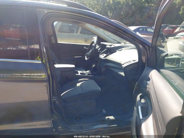Продаж на аукціоні авто 2018 Ford Escape Se, vin: 1FMCU9GD2JUB42743, номер лоту: 45572115
