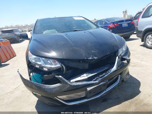 Chevrolet VOLT LT 2018 1G1RC6S53JU153291 Image 12