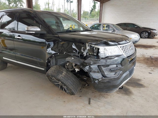 Ford Explorer Platinum 2017 1FM5K8HT2HGE39339 Image 6