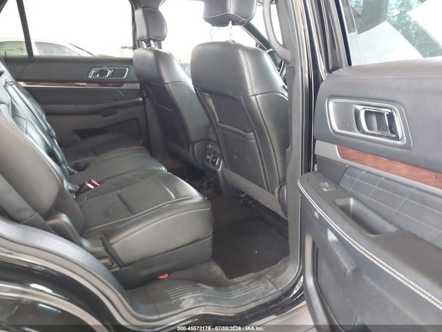 Ford Explorer Platinum 2017 1FM5K8HT2HGE39339 Image 8