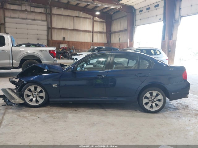 2011 Bmw 328i Xdrive მანქანა იყიდება აუქციონზე, vin: WBAPK5C59BF124326, აუქციონის ნომერი: 45572181