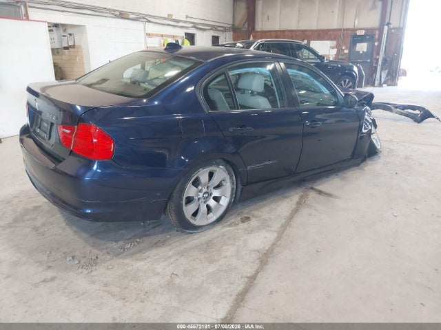 2011 Bmw 328i Xdrive მანქანა იყიდება აუქციონზე, vin: WBAPK5C59BF124326, აუქციონის ნომერი: 45572181