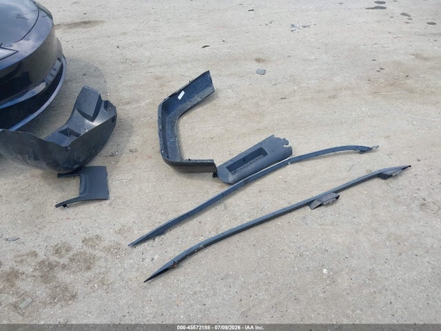45572188 :رقم المزاد ، 1C4AJWBG4JL852415 vin ، 2018 Jeep Wrangler Jk Sahara 4x4 مزاد بيع
