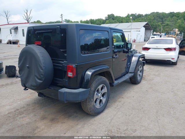 45572188 :رقم المزاد ، 1C4AJWBG4JL852415 vin ، 2018 Jeep Wrangler Jk Sahara 4x4 مزاد بيع