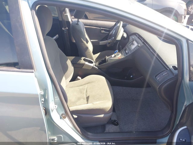 Toyota Prius Two 2015 JTDKN3DU2F1881599 Image 5