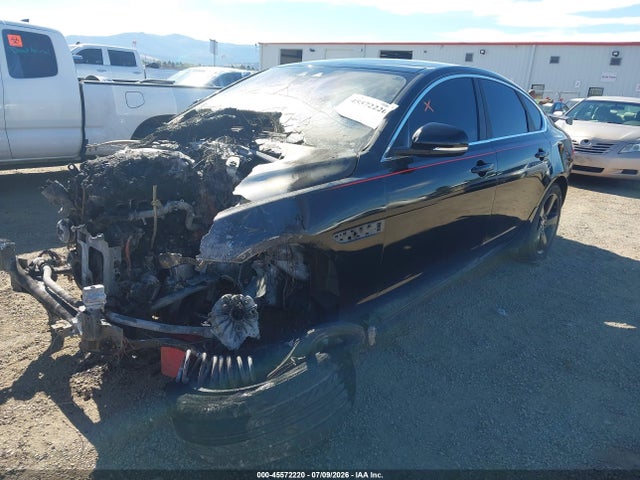 Jaguar Xf 25t 2018 SAJBR4FX0JCY69368 Image 2