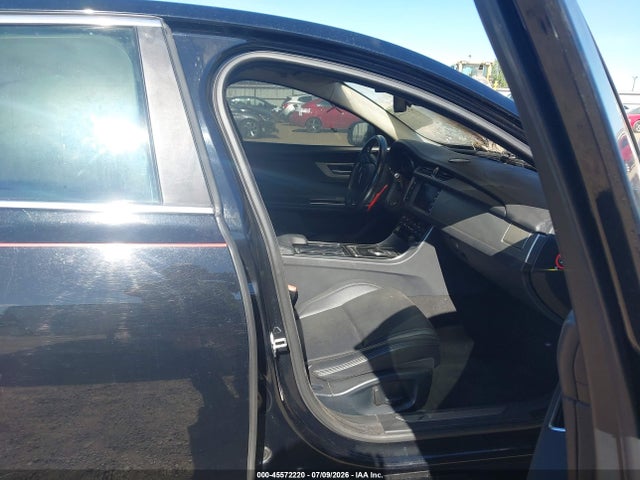 Jaguar Xf 25t 2018 SAJBR4FX0JCY69368 Image 5