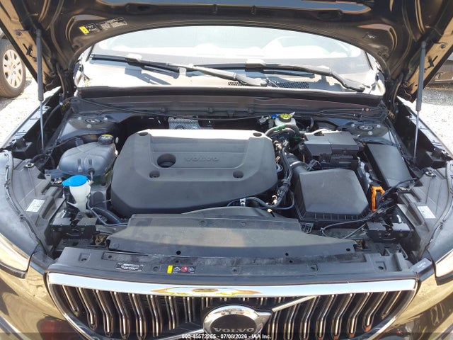 Продажа на аукционе авто 2023 Volvo Xc40 B5 Plus Bright Theme, vin: YV4L12UN2P2107395, номер лота: 45572255