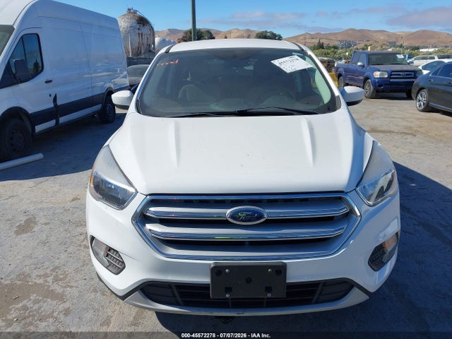 Ford ESCAPE SE 2017 1FMCU9G95HUA23655 Image 6
