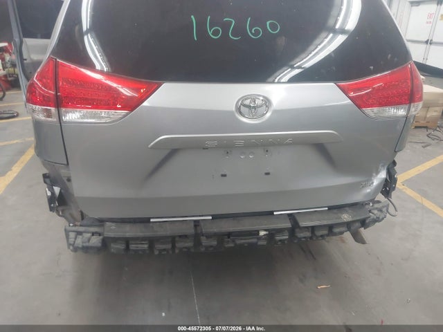 Aukcja sprzedaży 2013 Toyota Sienna Xle V6 8 Passenger, vin: 5TDYK3DC9DS284959, numer aukcji: 45572305