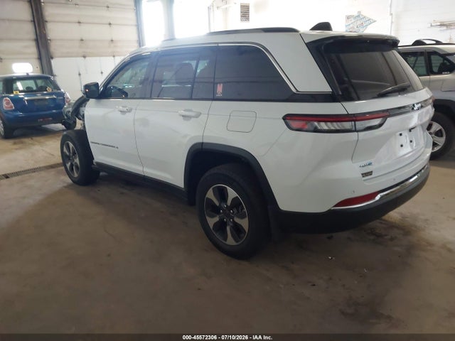 Продаж на аукціоні авто 2022 Jeep Grand Cherokee 4xe Limited 4x4, vin: 1C4RJYB62N8777731, номер лоту: 45572306