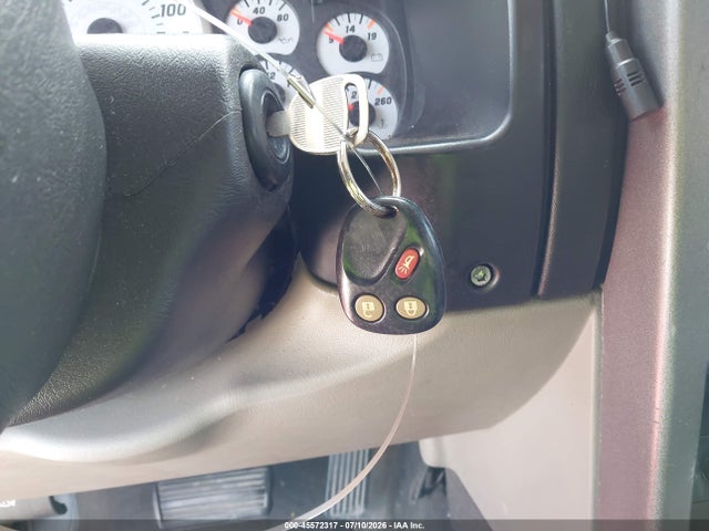 Продажа на аукционе авто 2004 Hummer H2, vin: 5GRGN23U94H122713, номер лота: 45572317