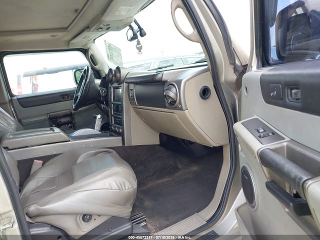 Продажа на аукционе авто 2004 Hummer H2, vin: 5GRGN23U94H122713, номер лота: 45572317