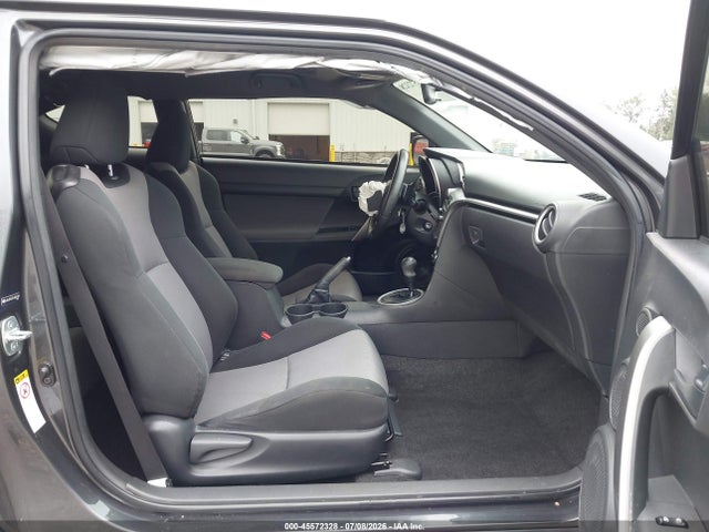 JTKJF5C72FJ001784 Scion TC