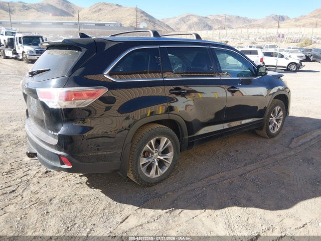 Toyota Highlander Xle V6 2015 5TDJKRFH2FS200402 Image 4
