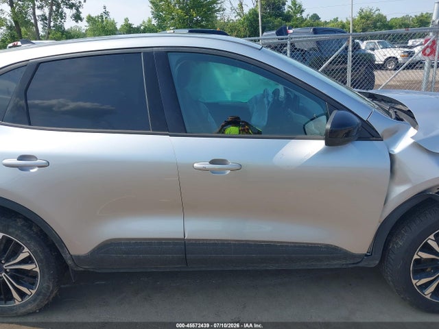 Aukcja sprzedaży 2022 Ford Escape Se, vin: 1FMCU9G61NUA17952, numer aukcji: 45572439
