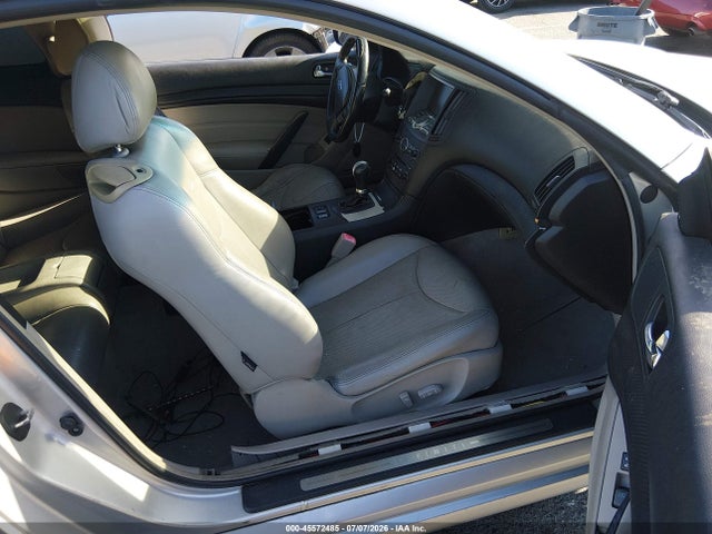 2008 Infiniti G37 Journey მანქანა იყიდება აუქციონზე, vin: JNKCV64E98M104710, აუქციონის ნომერი: 45572485