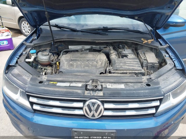 Продажа на аукционе авто 2018 Volkswagen Tiguan 2.0t Se/2.0t Sel, vin: 3VV2B7AX8JM141163, номер лота: 45572543