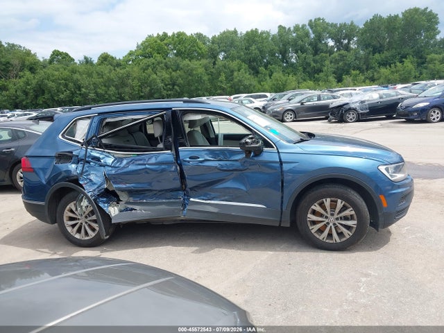 Продажа на аукционе авто 2018 Volkswagen Tiguan 2.0t Se/2.0t Sel, vin: 3VV2B7AX8JM141163, номер лота: 45572543