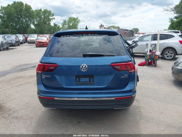 Продажа на аукционе авто 2018 Volkswagen Tiguan 2.0t Se/2.0t Sel, vin: 3VV2B7AX8JM141163, номер лота: 45572543