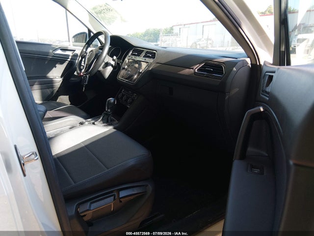 Продажа на аукционе авто 2019 Volkswagen Tiguan 2.0t Se/2.0t Sel/2.0t Sel R-line/2.0t Sel R-line Black, vin: 3VV2B7AX9KM169684, номер лота: 45572569