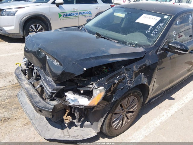 Aukcja sprzedaży 2015 Volkswagen Passat 1.8t S, vin: 1VWAT7A32FC022664, numer aukcji: 45572570