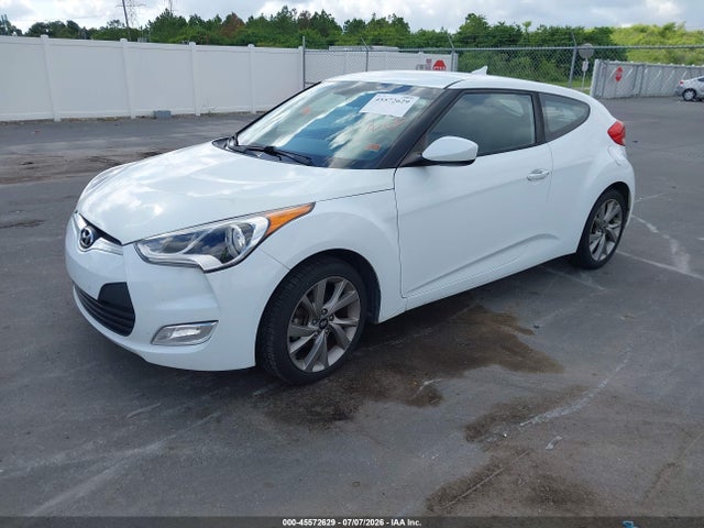 Продаж на аукціоні авто 2017 Hyundai Veloster, vin: KMHTC6AD6HU312753, номер лоту: 45572629