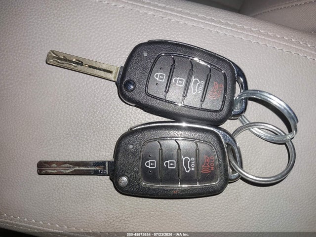 Продаж на аукціоні авто 2018 Hyundai Tucson Se, vin: KM8J2CA43JU700361, номер лоту: 45572654