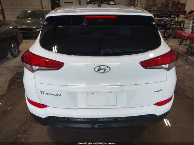 Продаж на аукціоні авто 2018 Hyundai Tucson Se, vin: KM8J2CA43JU700361, номер лоту: 45572654