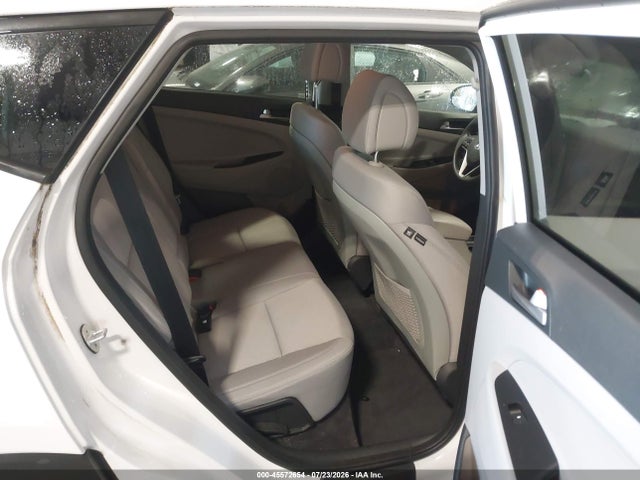 Продаж на аукціоні авто 2018 Hyundai Tucson Se, vin: KM8J2CA43JU700361, номер лоту: 45572654