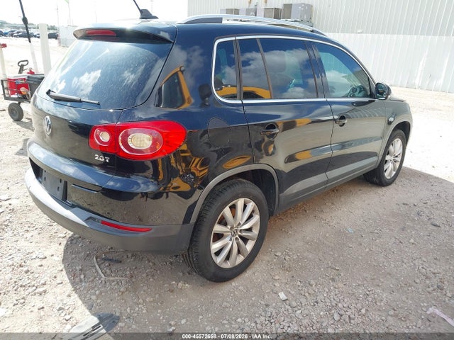 Aukcja sprzedaży 2011 Volkswagen Tiguan Se, vin: WVGAV7AX8BW558071, numer aukcji: 45572658