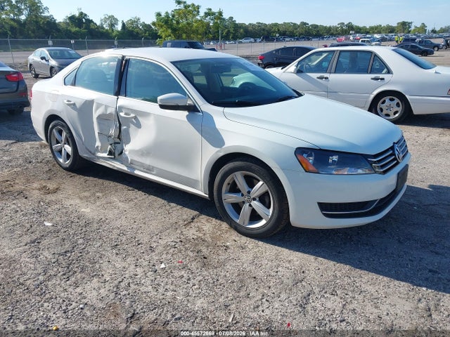 Продаж на аукціоні авто 2014 Volkswagen Passat 1.8t Se, vin: 1VWBT7A3XEC121204, номер лоту: 45572668