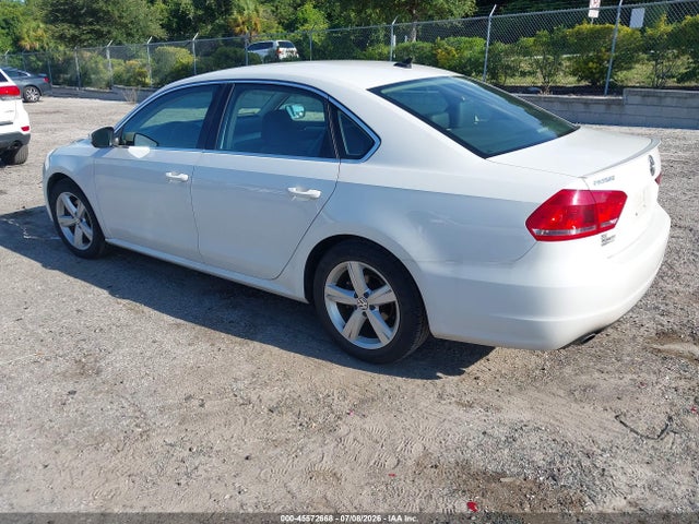 Продажа на аукционе авто 2014 Volkswagen Passat 1.8t Se, vin: 1VWBT7A3XEC121204, номер лота: 45572668