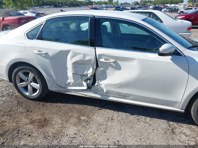 Продажа на аукционе авто 2014 Volkswagen Passat 1.8t Se, vin: 1VWBT7A3XEC121204, номер лота: 45572668
