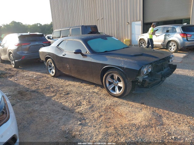 2017 Dodge Challenger Sxt მანქანა იყიდება აუქციონზე, vin: 2C3CDZAG0HH587460, აუქციონის ნომერი: 45572682