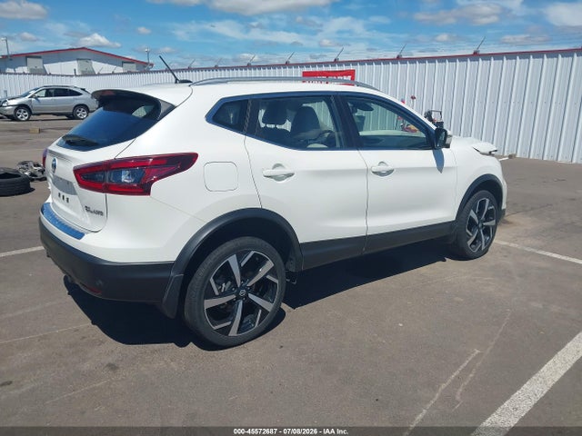 45572687 :رقم المزاد ، JN1BJ1CW4NW494592 vin ، 2022 Nissan Rogue Sport Sl Awd Xtronic Cvt مزاد بيع