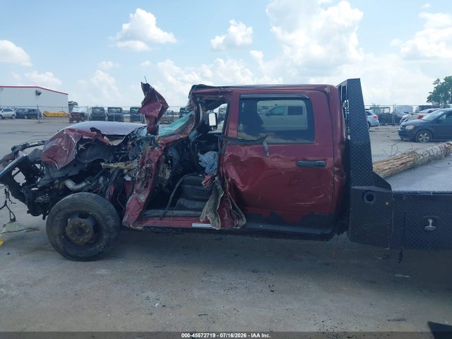 45572719 :رقم المزاد ، 3C63RRGL5KG555796 vin ، 2019 Ram 3500 Tradesman مزاد بيع