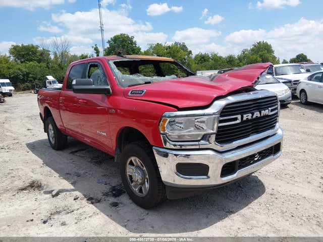 45572730 :رقم المزاد ، 3C6UR5DJ8LG141378 vin ، 2020 Ram 2500 Big Horn  4x4 6'4 Box مزاد بيع