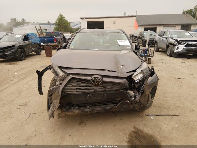 45572743 :رقم المزاد ، 2T3F1RFV5LC123289 vin ، 2020 Toyota Rav4 Le مزاد بيع