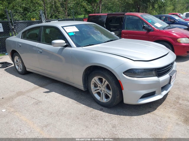 Auction sale of the 2022 Dodge Charger Sxt Rwd, vin: 2C3CDXBG9NH138079, lot number: 45572769