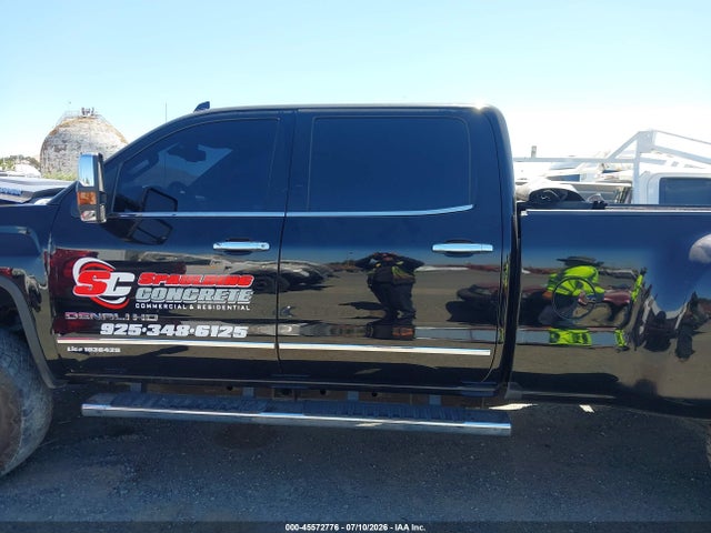 1GT42WEY4KF272404 GMC Sierra 3500hd Denali