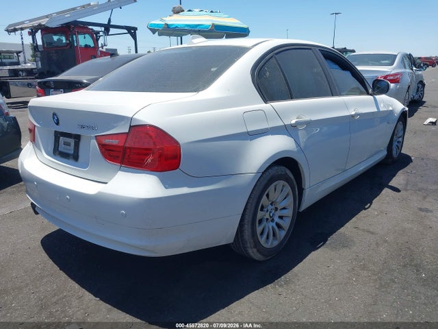 2009 Bmw 328i მანქანა იყიდება აუქციონზე, vin: WBAPH77579NL81666, აუქციონის ნომერი: 45572820